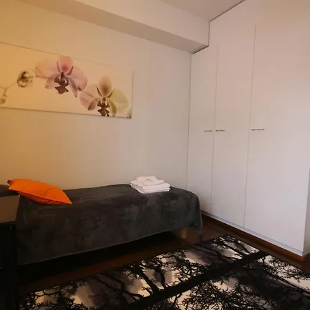 Spacious For 6 With Sauna Apartment *