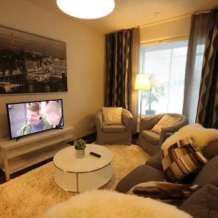 Apartment Spacious For 6 With Sauna