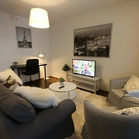 Spacious For 6 With Sauna Apartment *